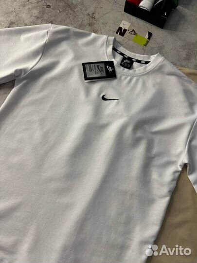 Футболка Nike оверсайз хлопок