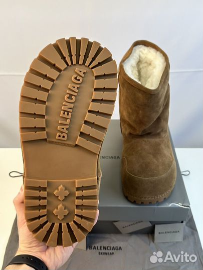 Balenciaga Alaska Fur Boots Camel 10US