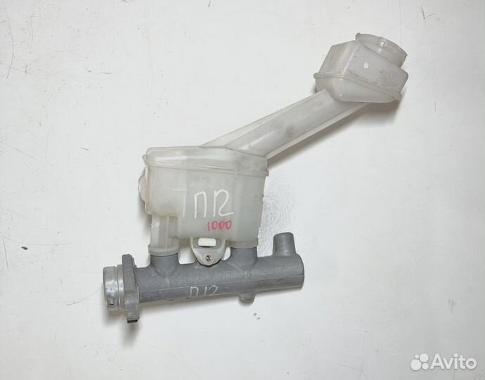 Главный тормозной цилиндр Nissan Primera p12