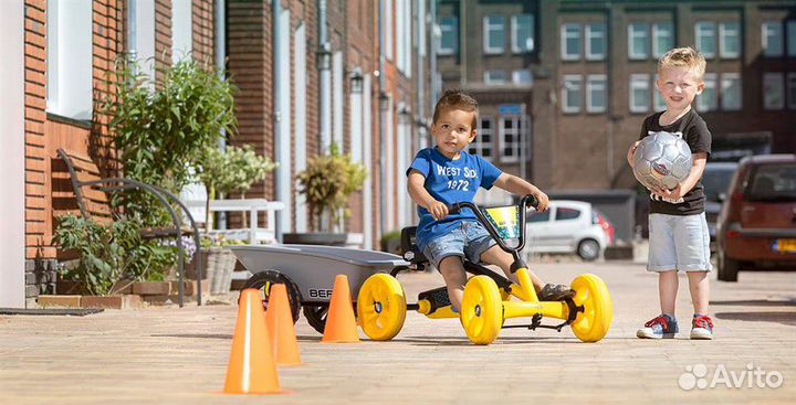 Веломобиль Berg Buzzy BSX