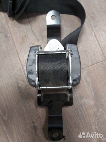 Ремень безопасности задний левый Bmw X5 3.0D E70