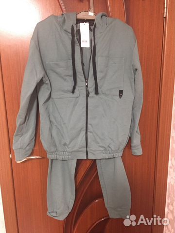 Спортивный костюм женский