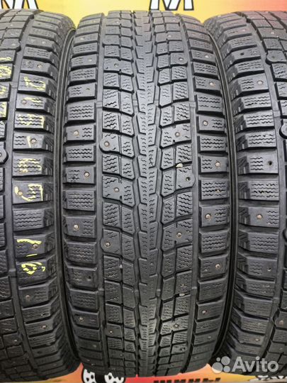 Dunlop SP Winter Ice 01 215/65 R16 102T