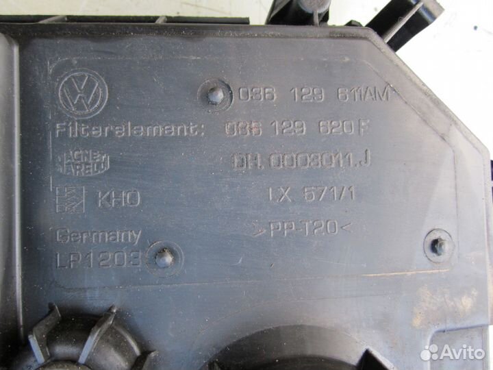 Корпус воздушного фильтра Фольксваген Гольф 4