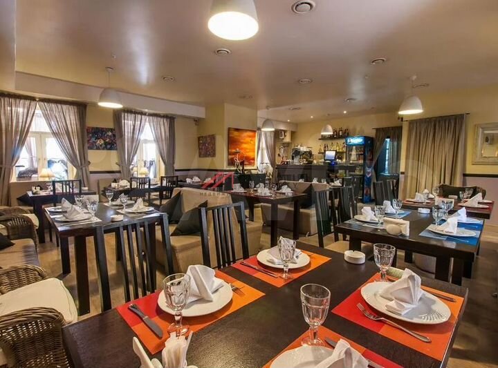 Продам торговое помещение, 130 м²