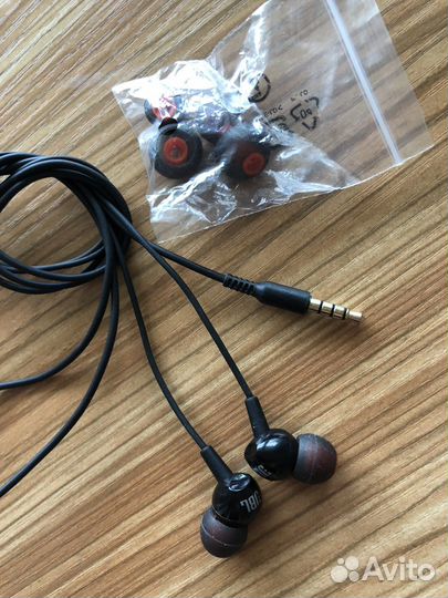 Наушники jbl