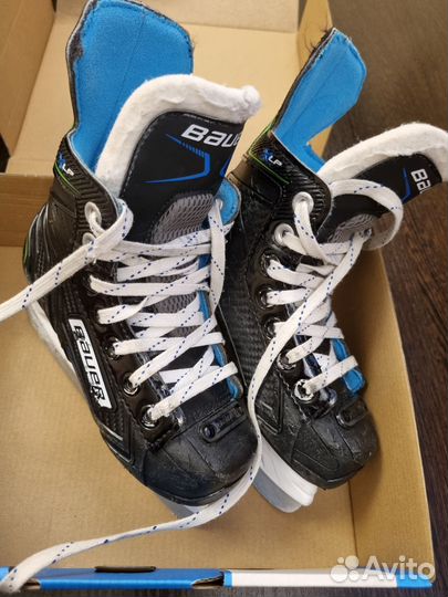 Коньки хоккейные детские