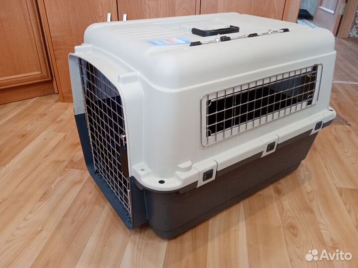 Переноска для собак Triol Medium