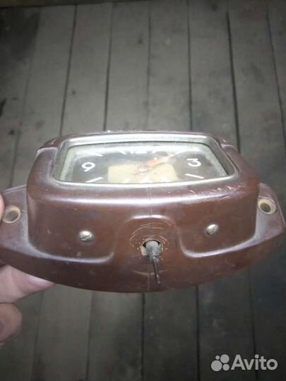 Автомобильные часы