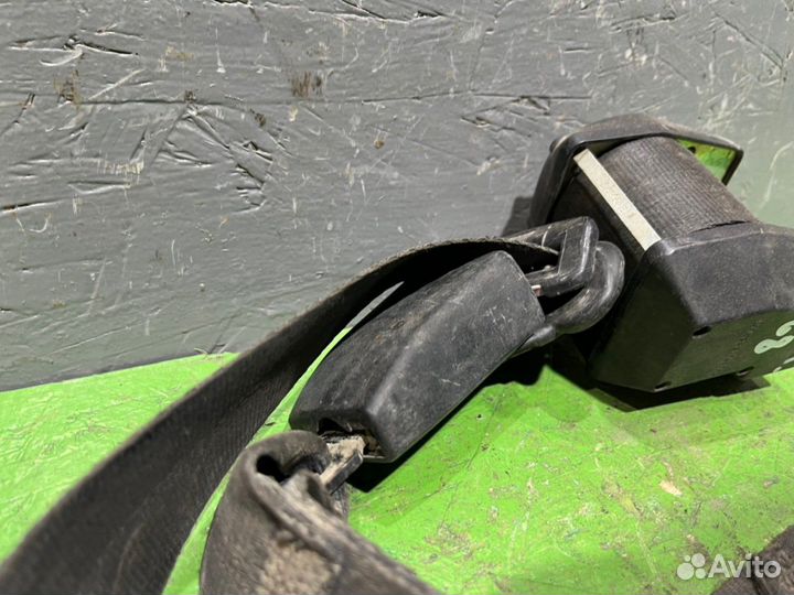 Ремень безопасности задний правый Ваз 2104 1.6