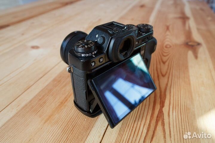 Фотоаппарат Fujifilm X-T1. Полностью исправен