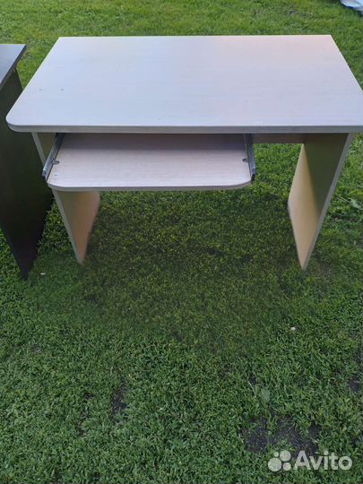 Столы и стулья для офиса и школы