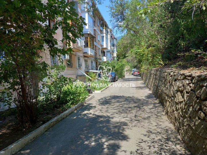 2-к. квартира, 44,6 м², 1/4 эт.