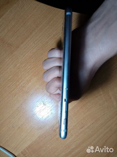 iPhone 6S, 64 ГБ