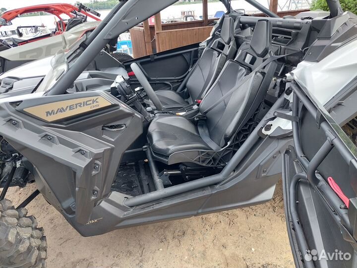 BRP Can-Am Maverick DS Turbo RR Audio