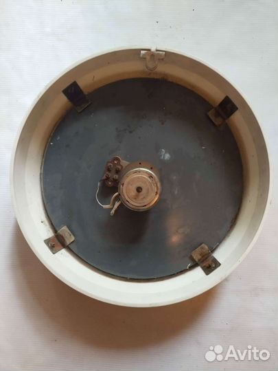 Часы вторичные 