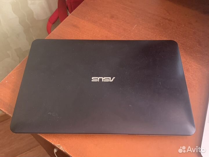 Ноутбук asus x555l