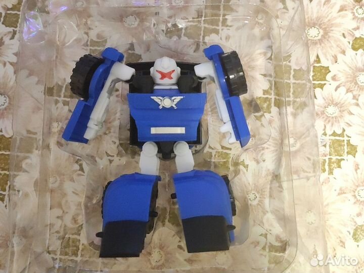Тобот У, робот трансформер