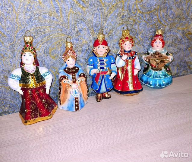 Елочные игрушки ариель царица в голубом