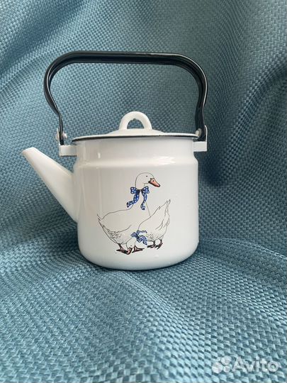 Чайник эмалированный новый