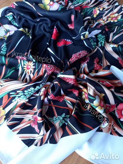 Платок шелковый новый