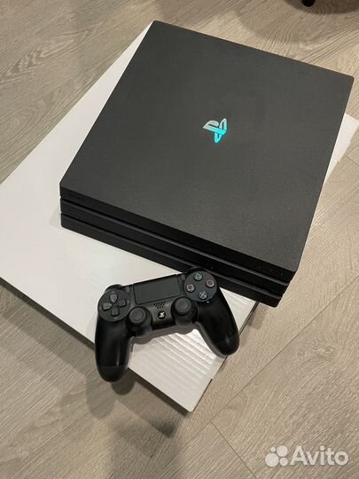 Sony playstation 4 PS4 pro