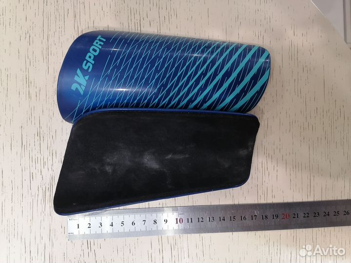 Щитки футбольные детские