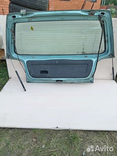 Крышка багажника на Фольксваген гольф мк3