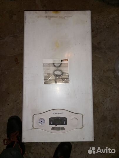 Газовая колонка ariston