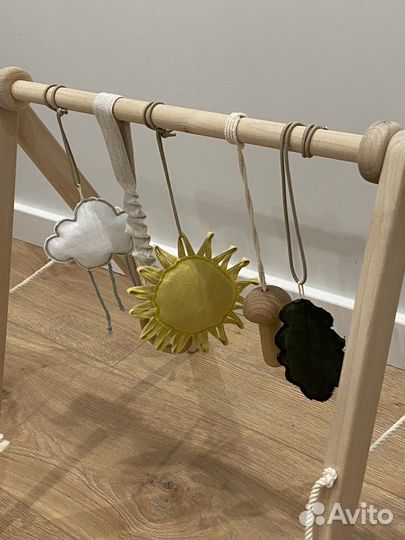 Детский мобиль напольный