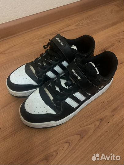 Adidas / Кроссовки Forum low