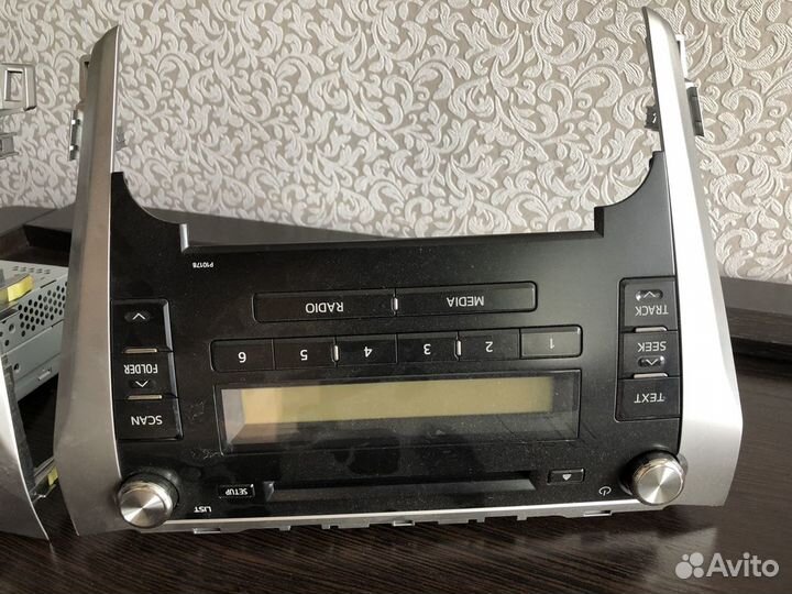 Магнитола головное устройство Toyota Camry 50