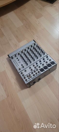 Микшерный пульт