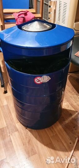 Настенная урна 35л с пепельницей