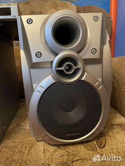 Музыкальный центр samsung, микрофон, DVD плеер