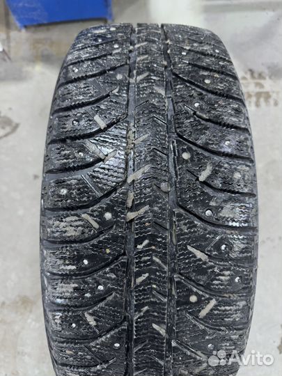 Bridgestone Ice Cruiser 7000 6.5/55 R17 98T