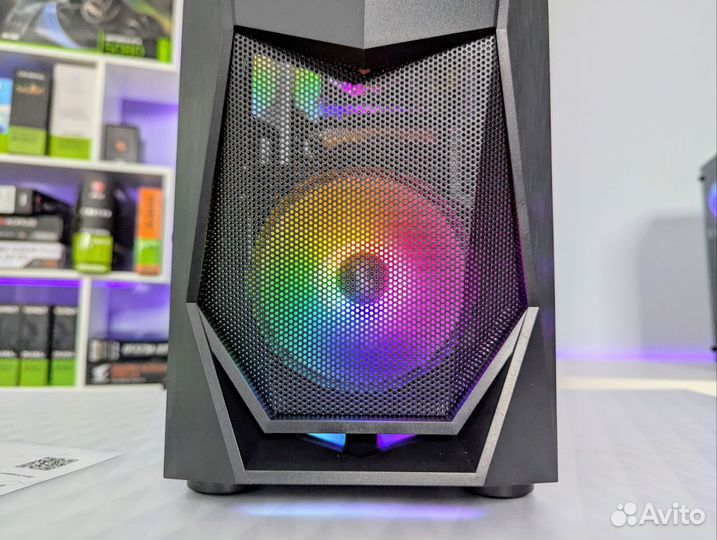 Игровой пк intel 8 ядер, 32gb, m2 256gb, 550w