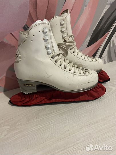 Фигурные коньки risport RF4 240