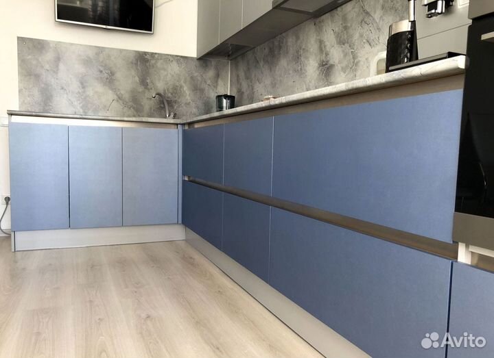 Кухни в минимализме на заказ в Симферополе