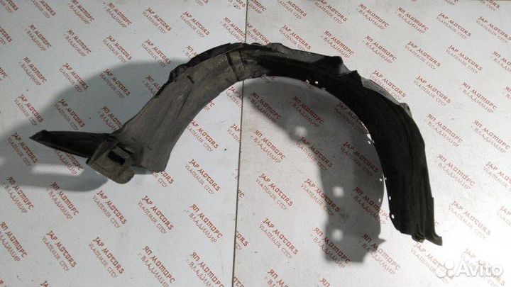 Подкрылок передний правый Mazda Premacy CW LF 2011