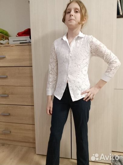 Блузка белая кружево 140