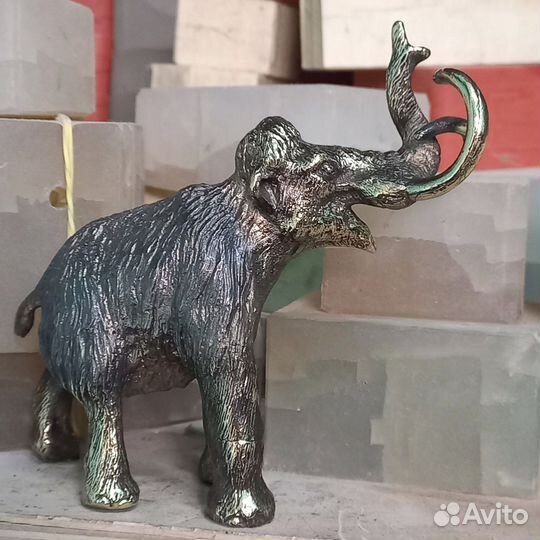 Бронзовая статуэтка мамонт. Литьё. 2024
