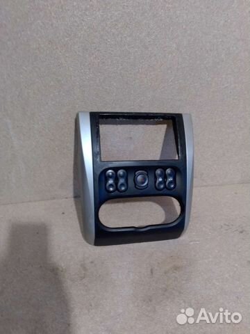 Центральная консоль магнитолы Nissan Almera G15