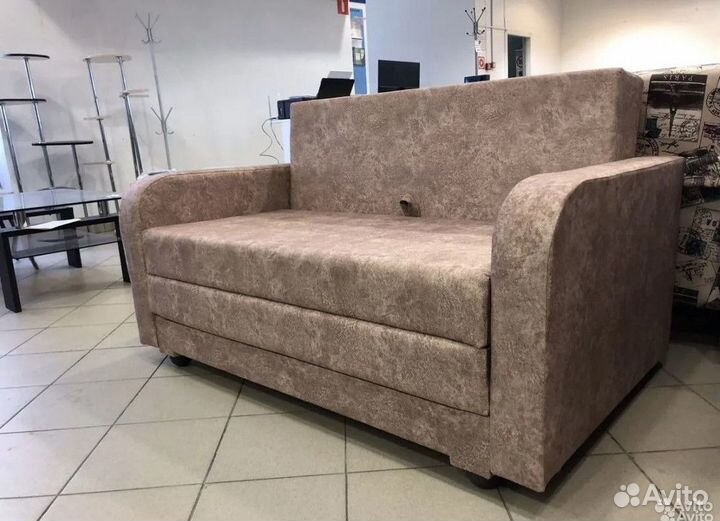 Диван Лебедь