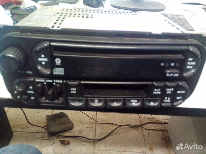 Магнитола Jeep Grand Cherokee 4.7 2001г