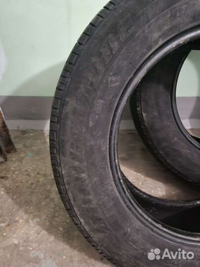 Bridgestone Dueler H/P 215/65 R16