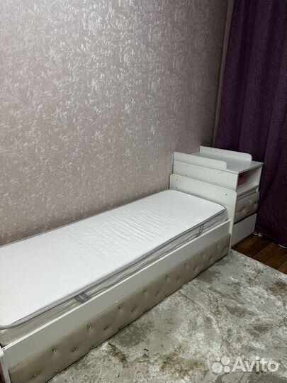 Кровать трансформер с маятником