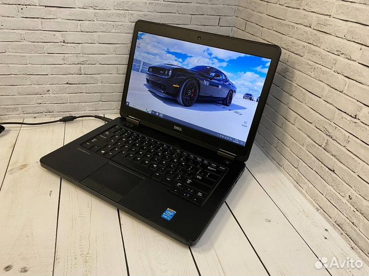 Мощный ноутбук Dell i5/ SSD + HDD / 8 Gb