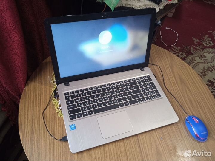 Современный ноутбук asus для работы и игр