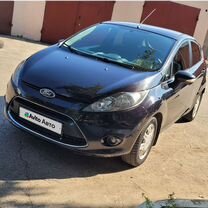 Ford Fiesta 1.4 AT, 2011, 119 500 км, с пробегом, цена 815 000 руб.